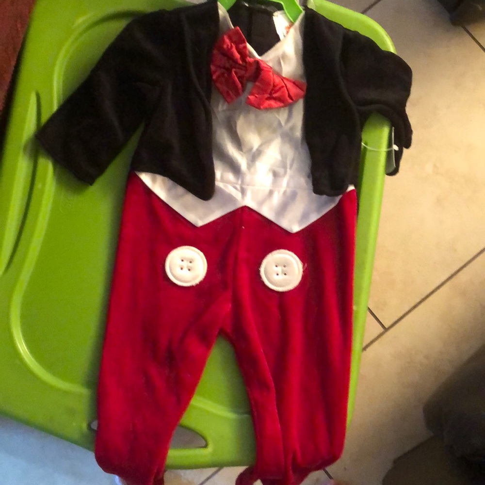 Toddler Mickey Mouse costume